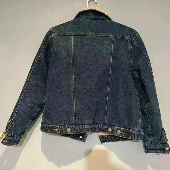 Vintage Denim Jacket  Sherpa lining. - Picture 3 of 5